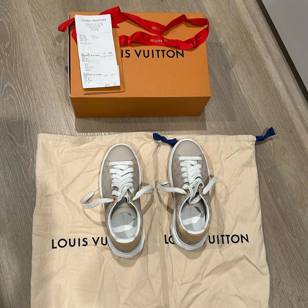 Louis Vuitton Time Out Sneaker